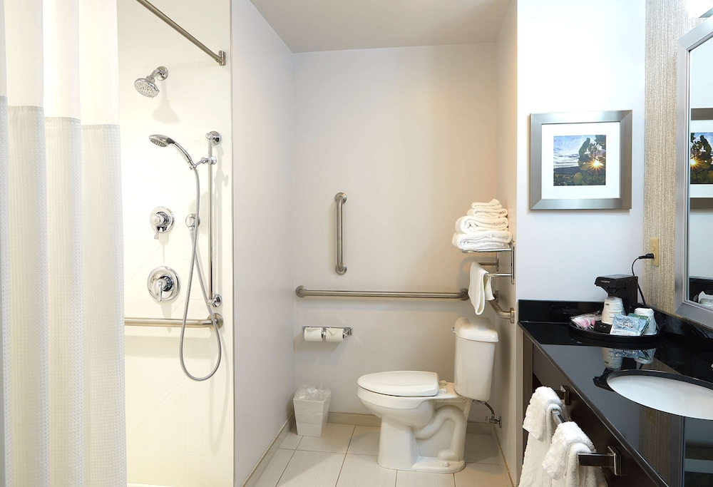 Best Western Plus The Hammondsport Hotel 12/51