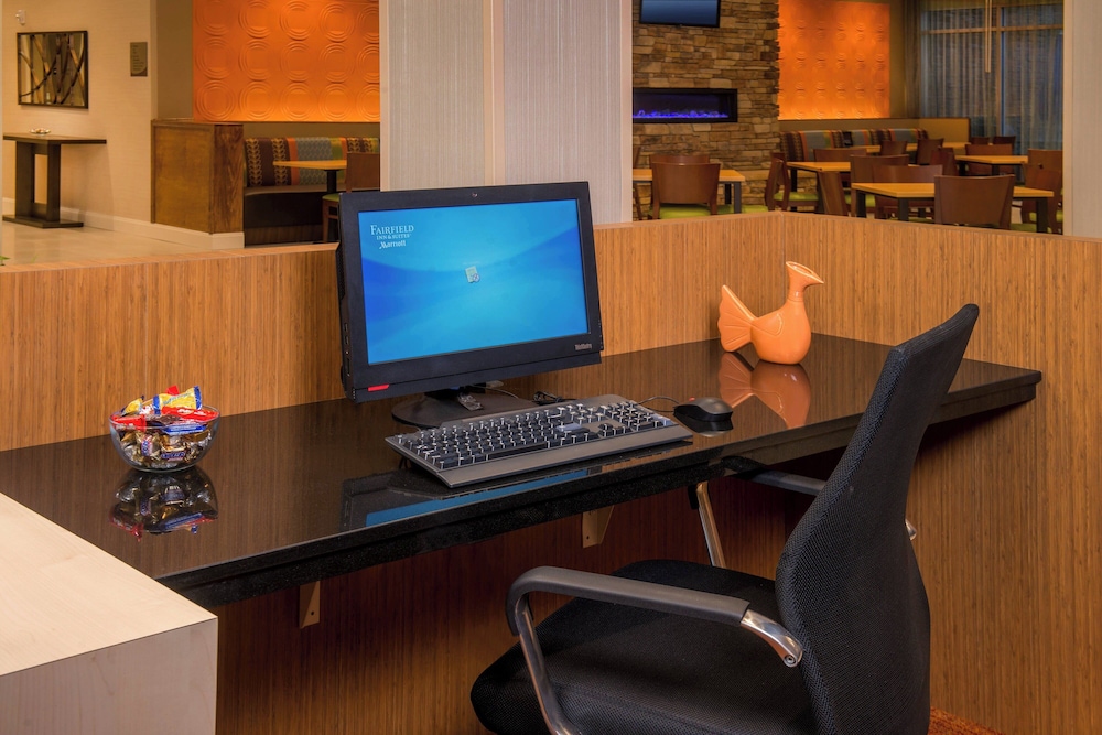 Fairfield Inn And Suites Washington 33/50