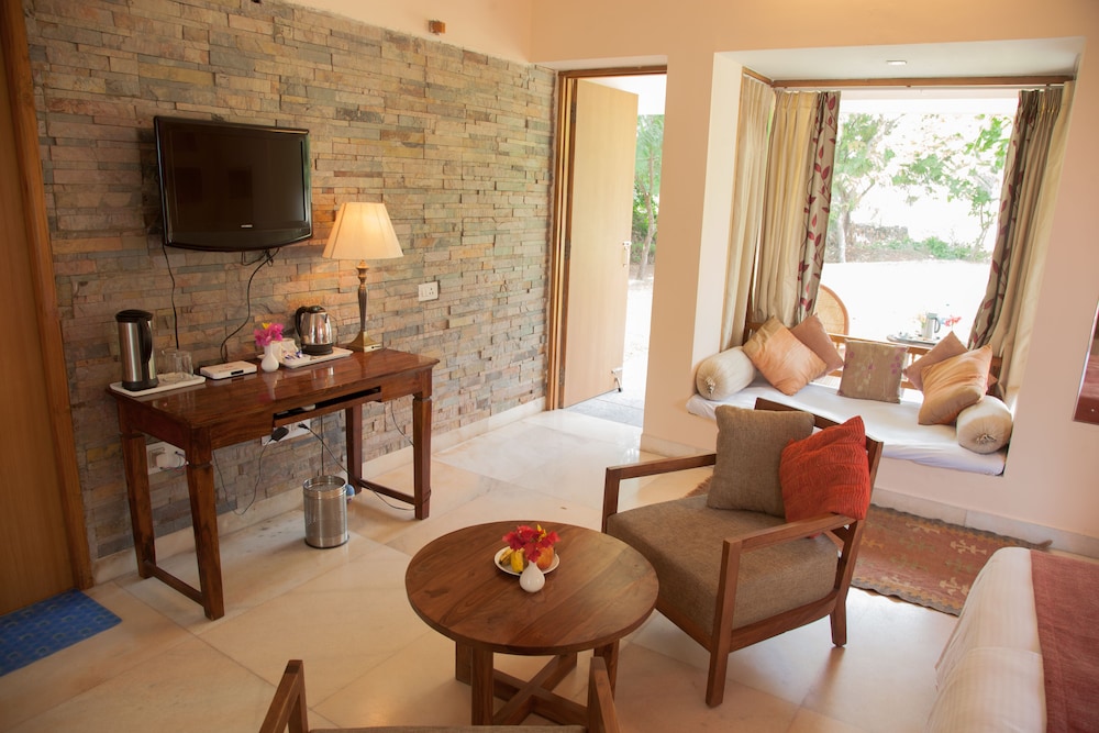 Hotel Chitvan 33/50