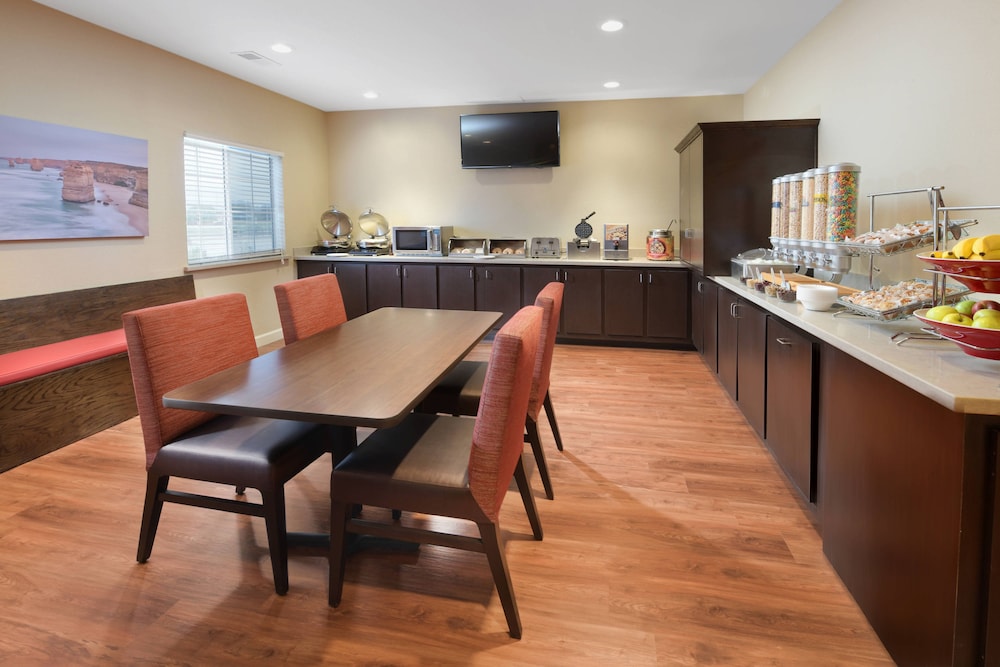 Towneplace Suites Lake Jackson Clute 25/31