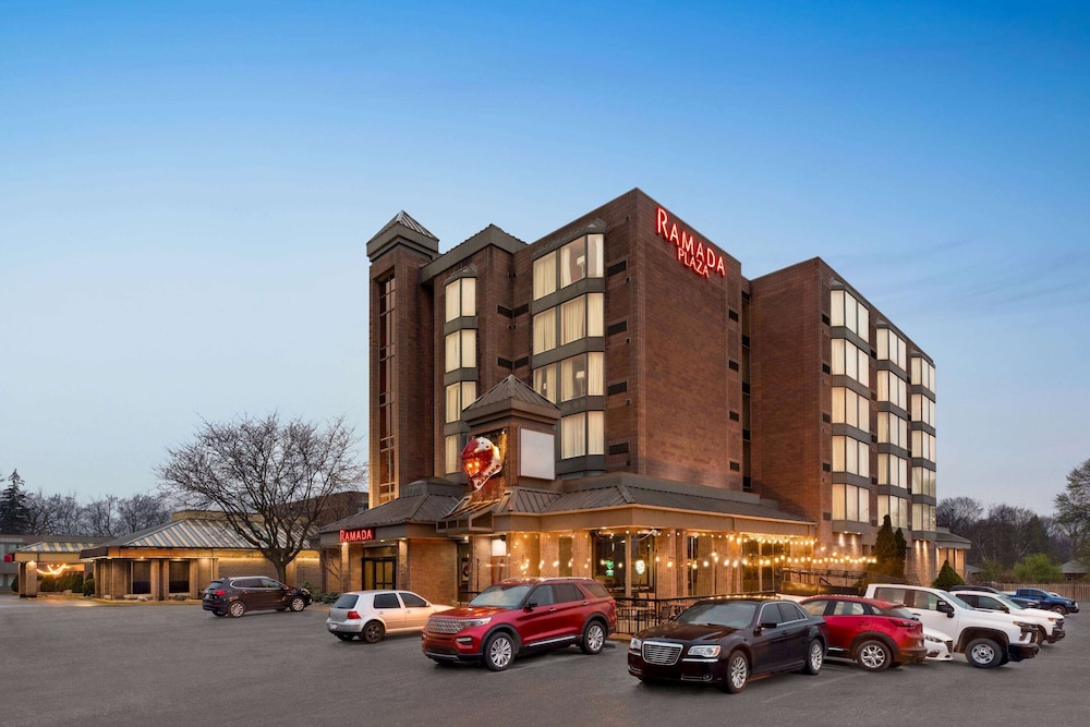Ramada Plaza By Wyndham Niagara Falls 73/79