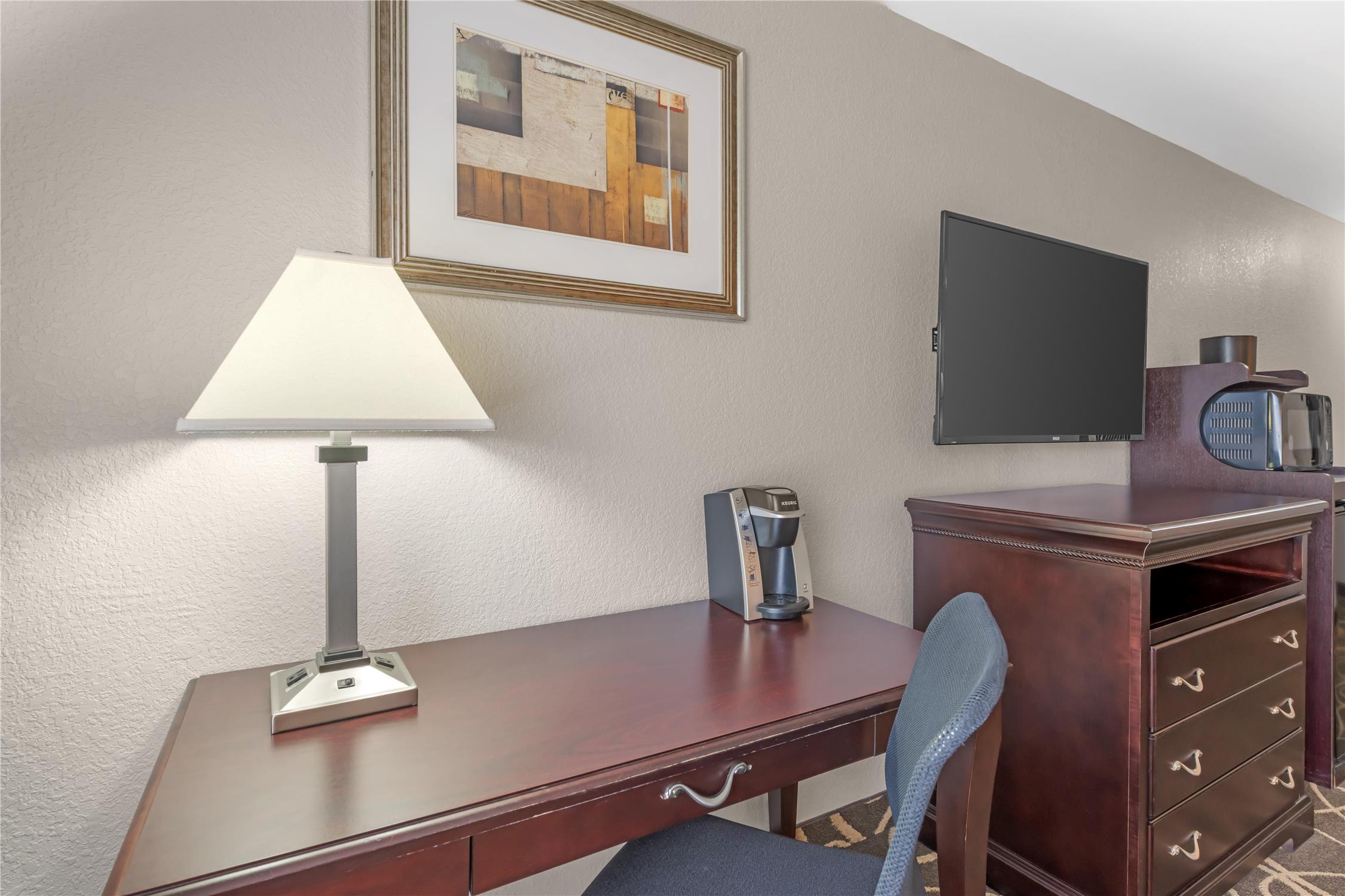 Best Western Plus Eau Claire Conference Center 26/62