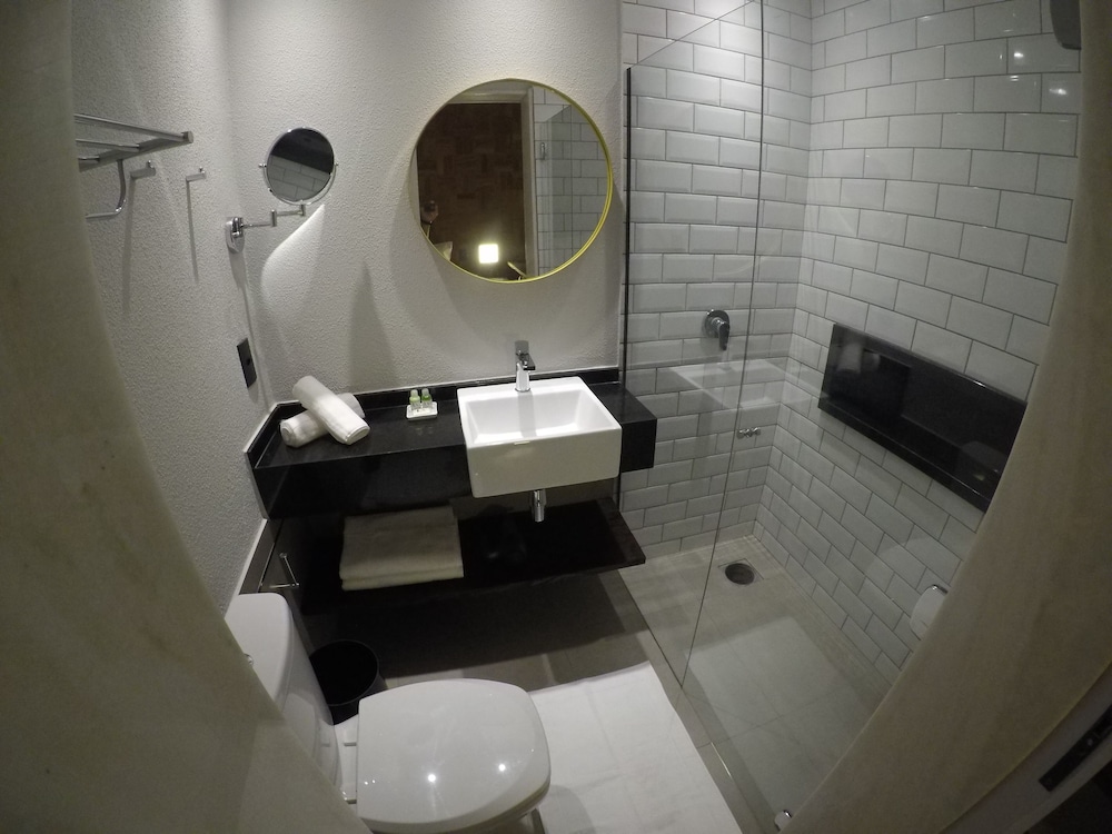 LA Hotel Votuporanga 28/28