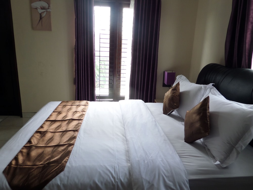 Griya Nendra Hotel 21/50