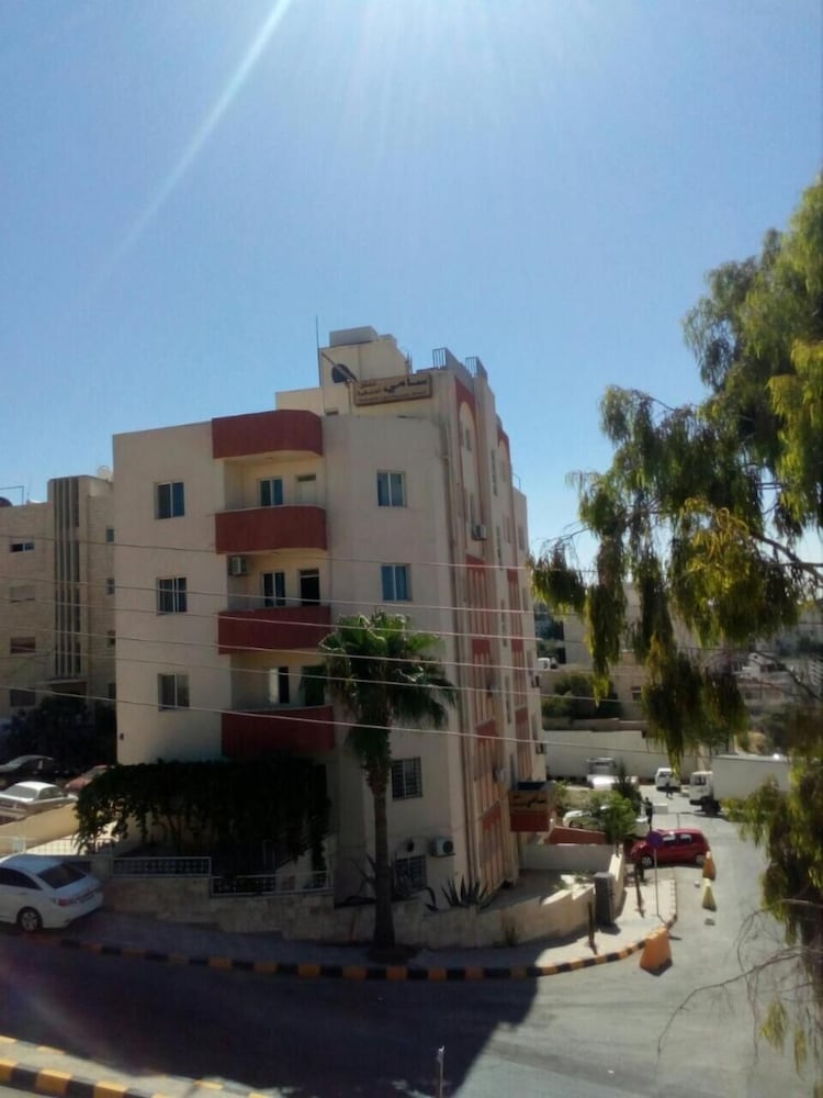Sami Apartments 7/50