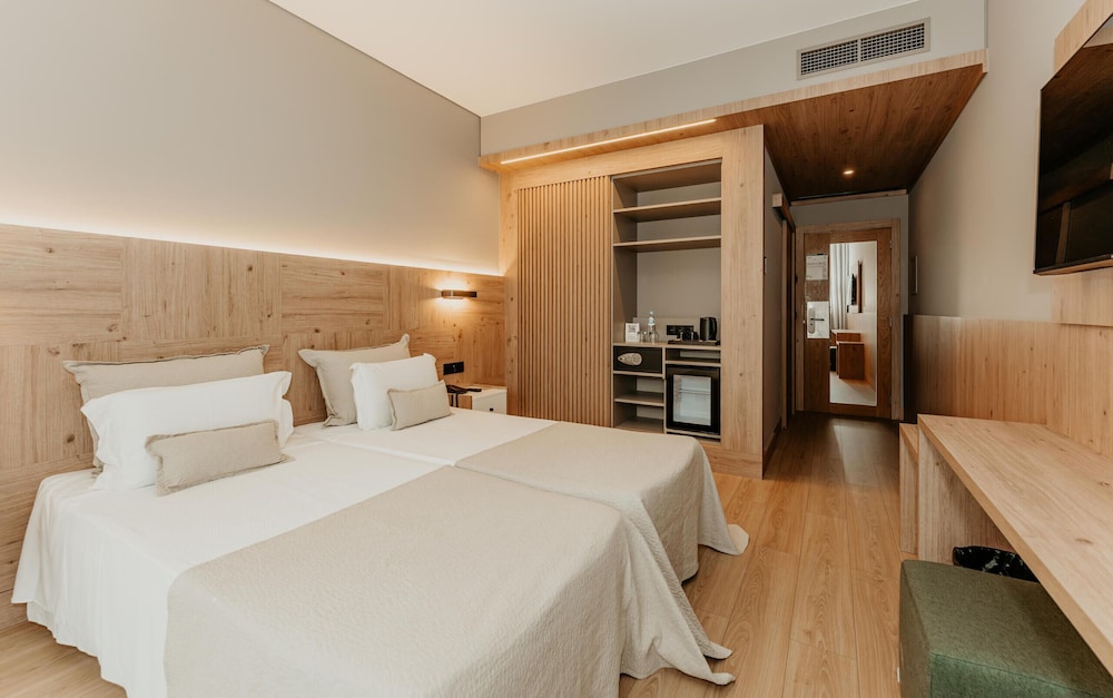 Hotel Minho 23/68