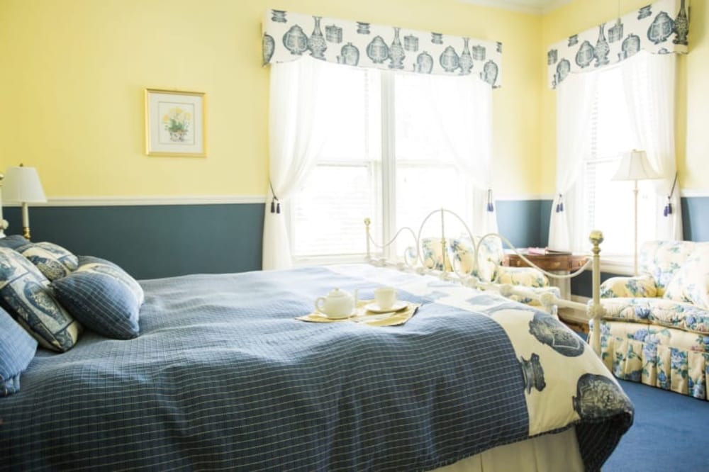 Albemarle Inn 23/79