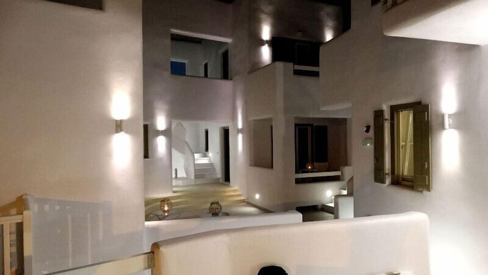 Anassa Studios 33/33