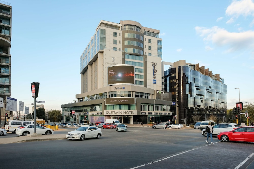 Radisson Blu Gautrain 70/79