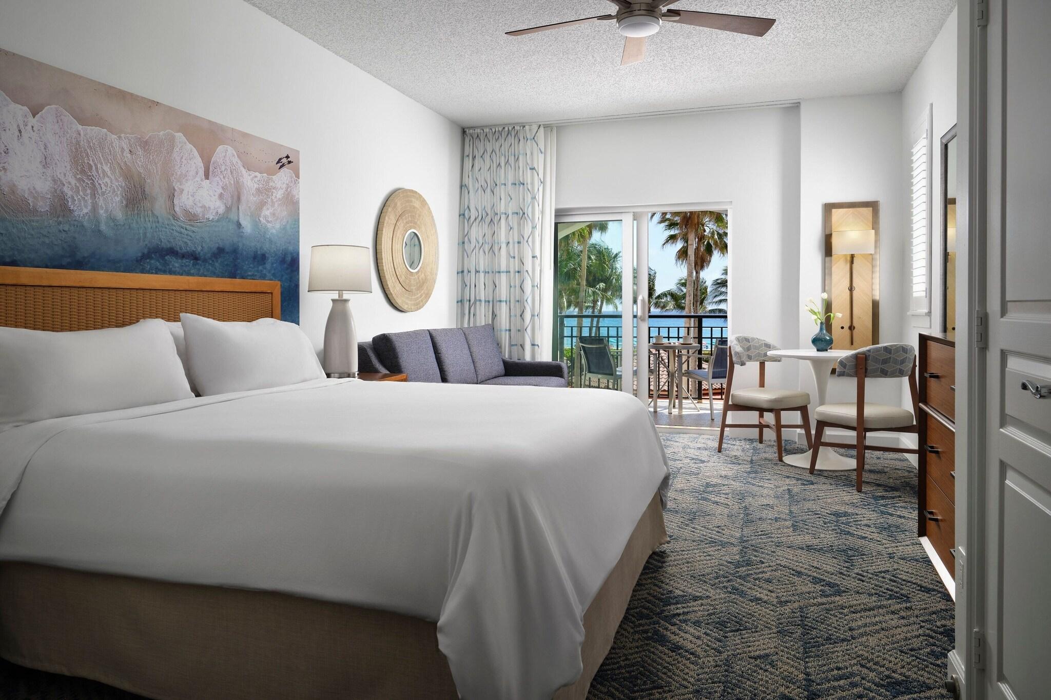 Room, King Bed, Ocean Front, Sofa