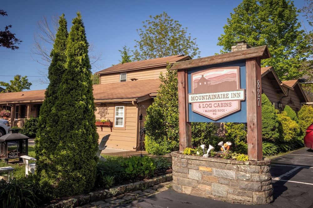 Mountainaire Inn and Log Cabins 2/50