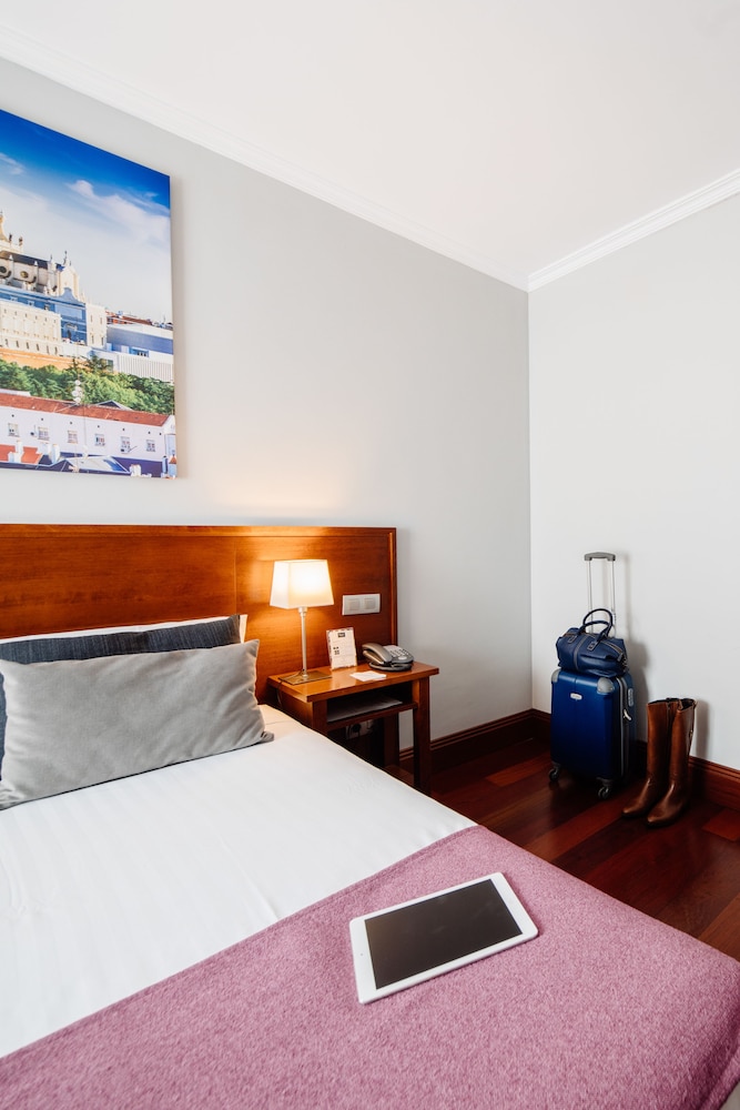 Hotel Infantas by MIJ 18/38