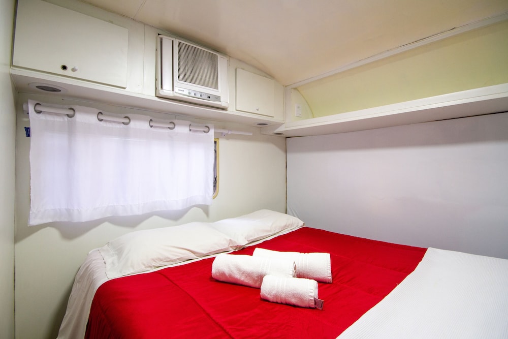 DESIGN, CABIN