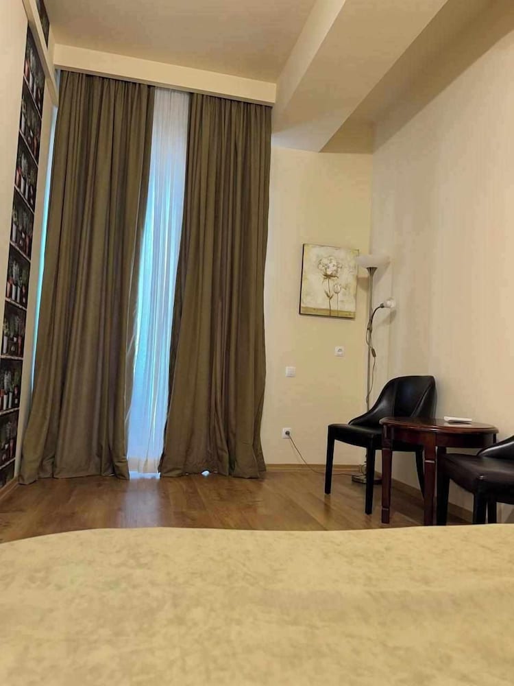 Hotel Diamond Dat Exx Company 49/55