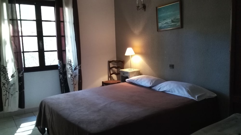 Auberge Ferayola 13/49