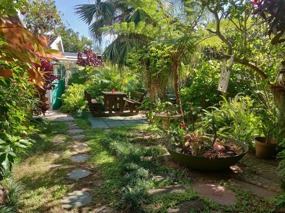 Jessica's B&B 27/39