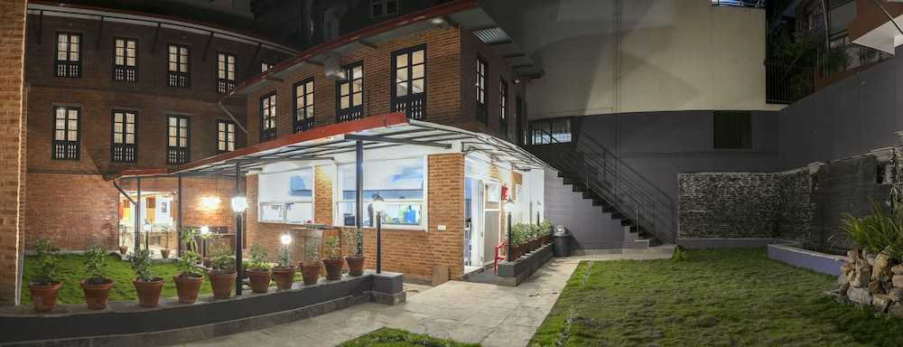 Kailash Kuti Inn photo3