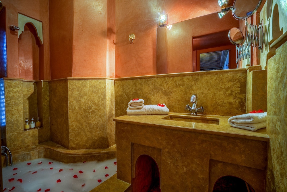 Riad Safran Et Cannelle & Spa 32/35