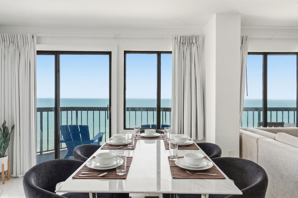 Grande Beach Resort 39/51