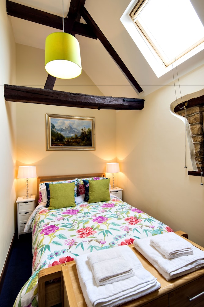 River Nene Cottages 10/50