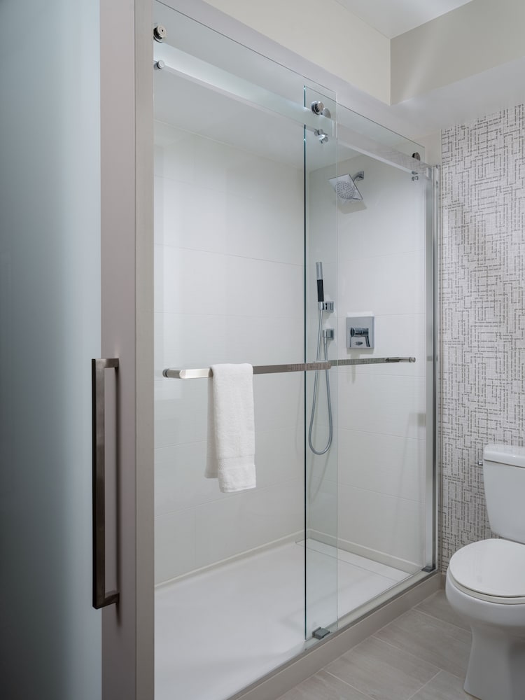 جناح بسرير كينج بغرفة نوم واحدة، Marriott St Petersburg Clearwater 3/7