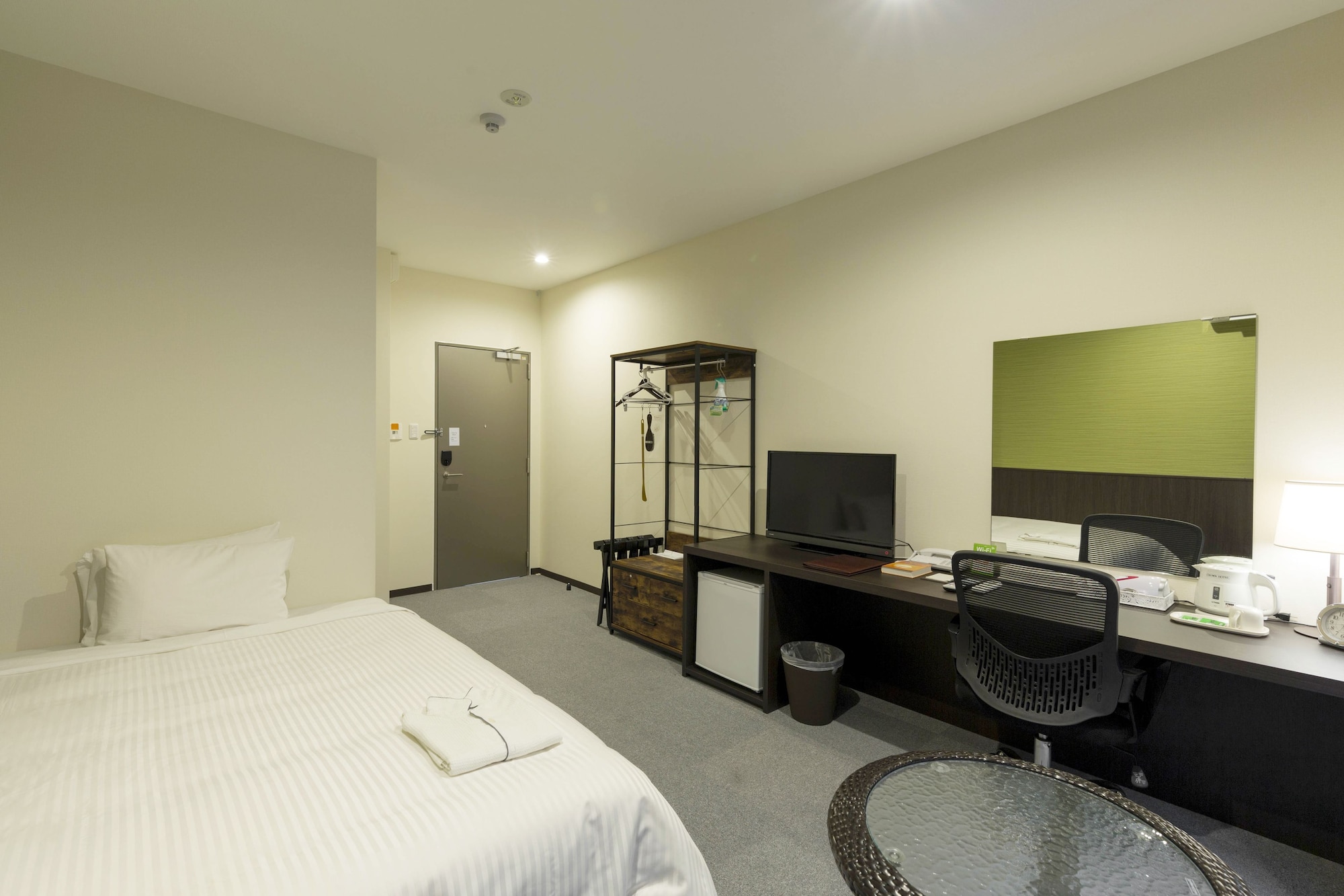 SUPERIOR, DOUBLE BED