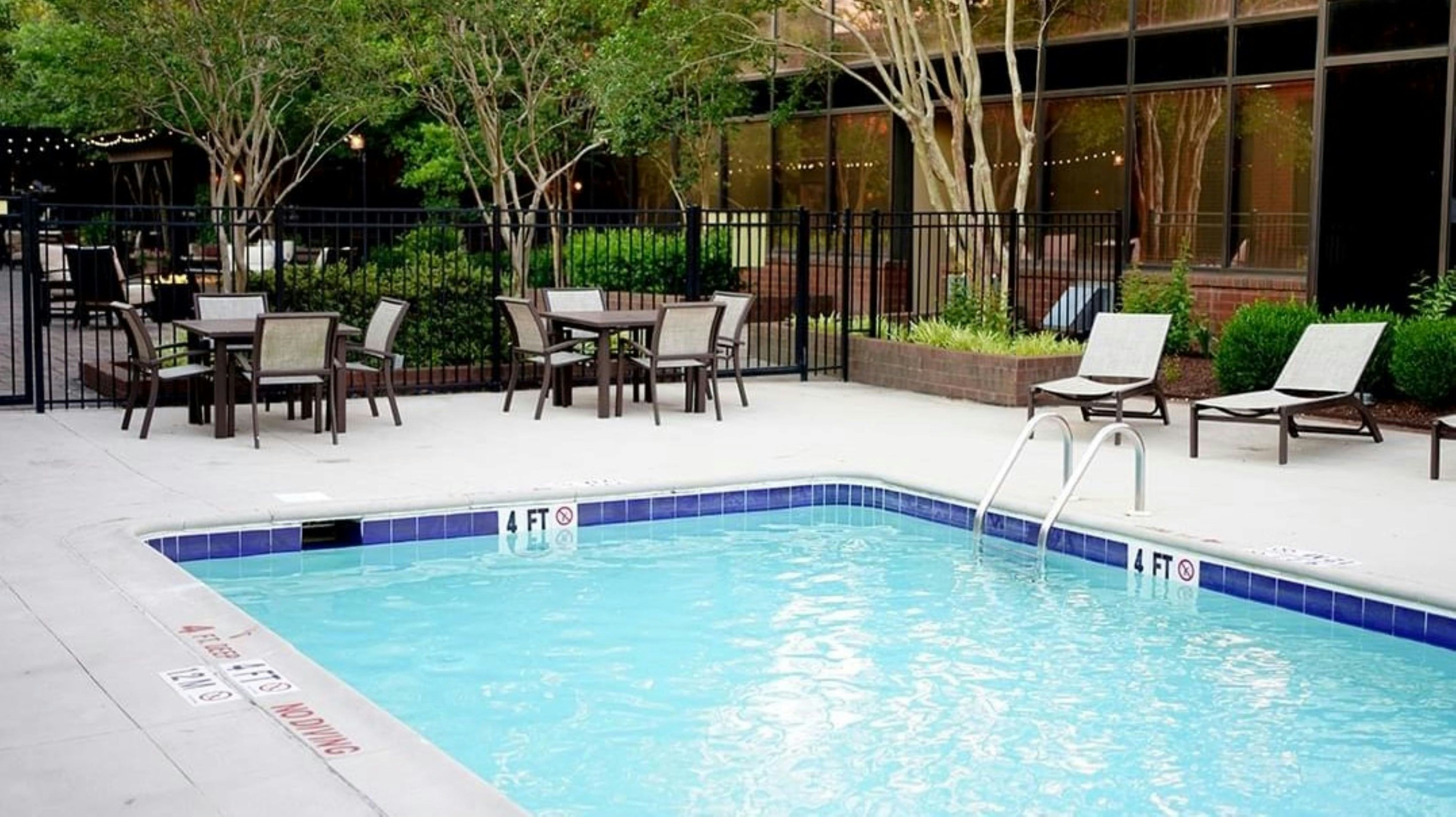 Hilton Greenville 29/31