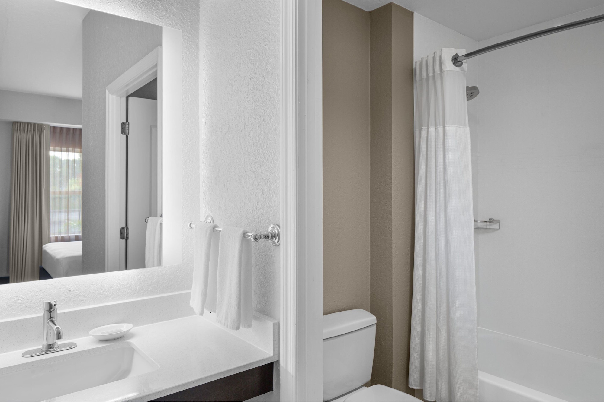 جناح بسرير كينج بغرفة نوم واحدة مع أريكة لذوي الإعاقة، Residence Inn By Marriott Tampa Oldsmar 3/3