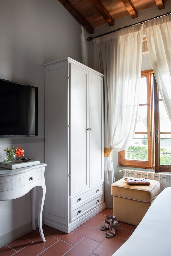 Relais Villa Dell Olmo 66/75