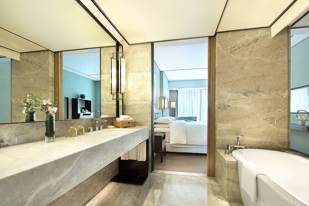 Sheraton Grand Hangzhou Binjiang Hotel 13/55