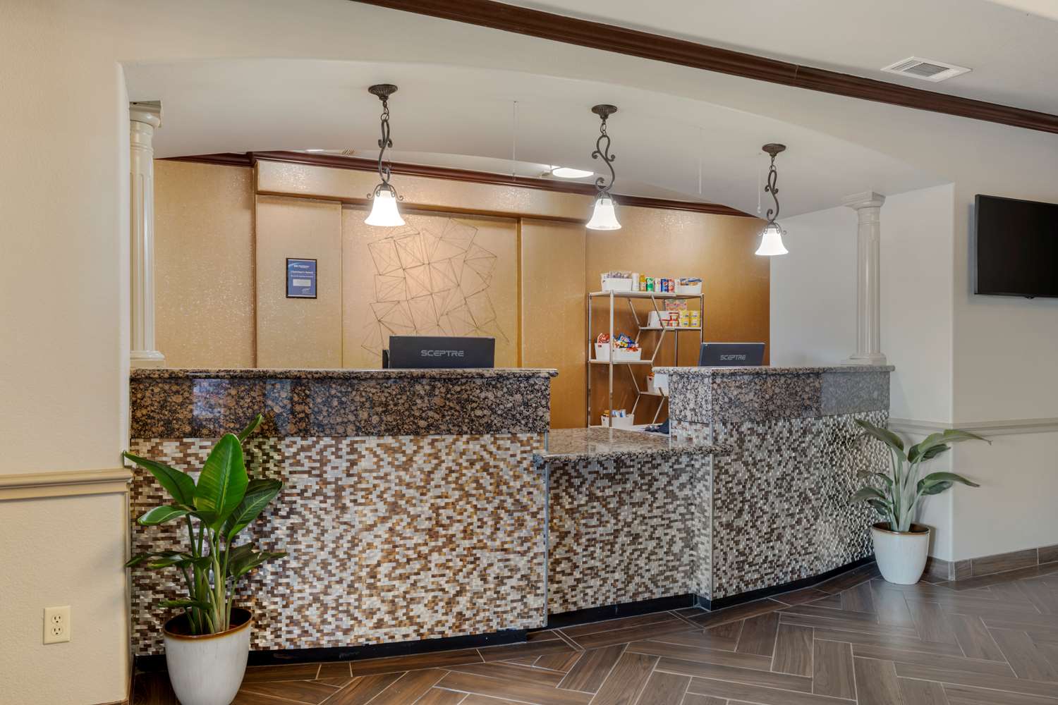 Best Western Plus Sweetwater Inn & Suites 7/24