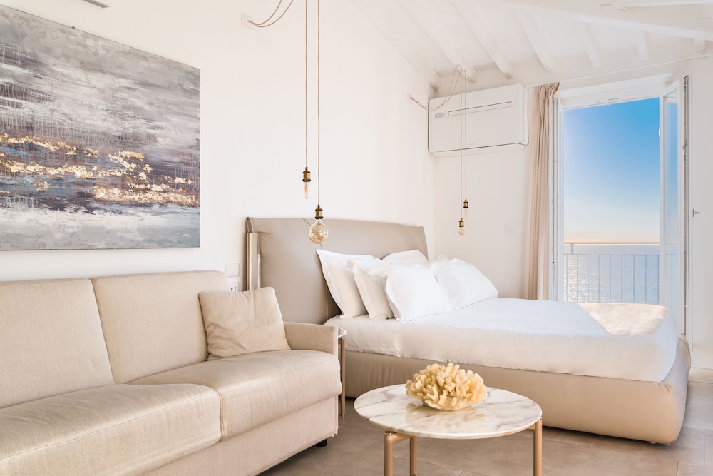 Il Sogno di Manarola by The First 13/50