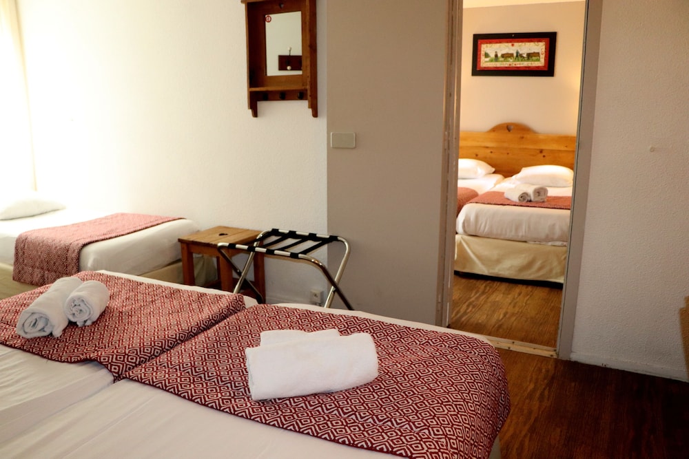 Hotel the Originals Porte de Geneve Annemasse Sud 17/54