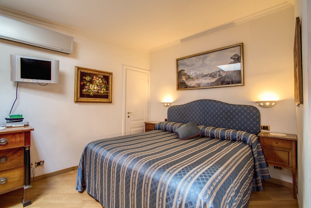 Navona Gallery Suites 8/50