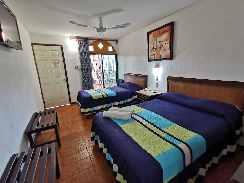 Doralba Inn Merida Ex Dolores Alba Merida 10/67
