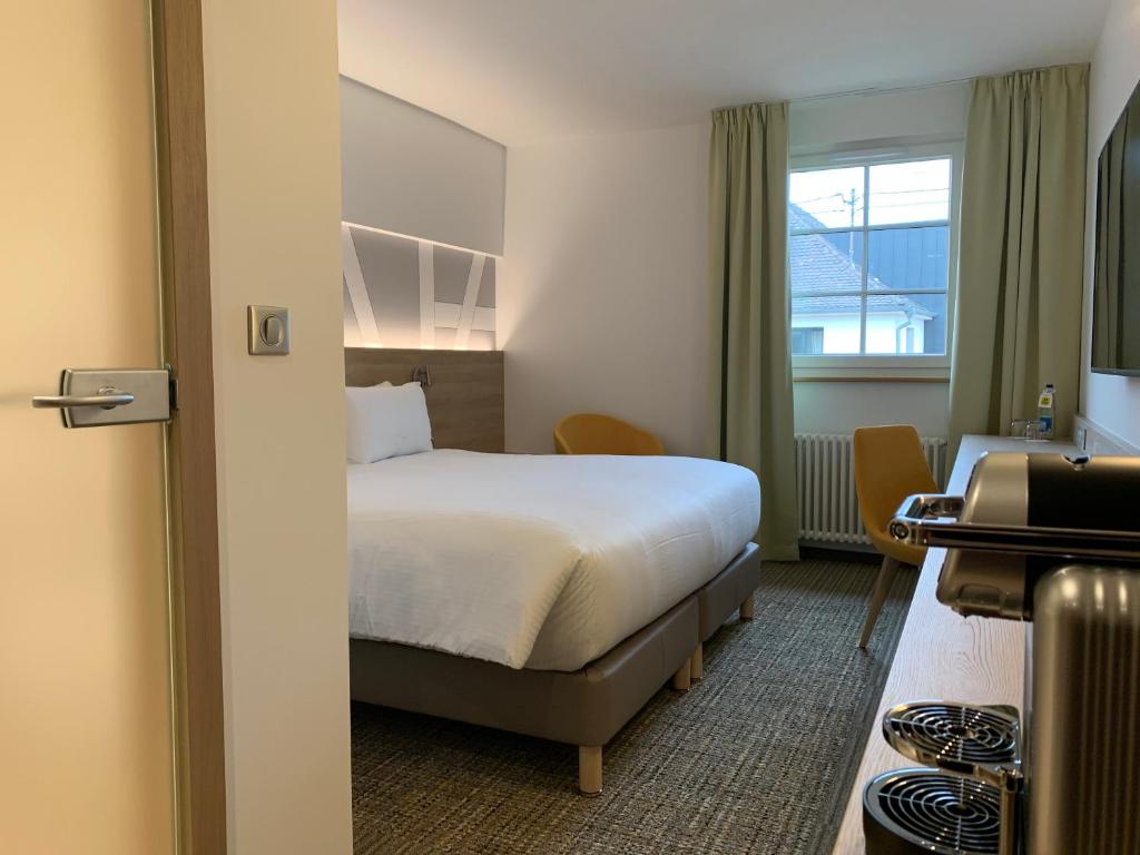 غرفة بريفيليج بسرير مزدوج، HOTEL AU BOEUF 2/2