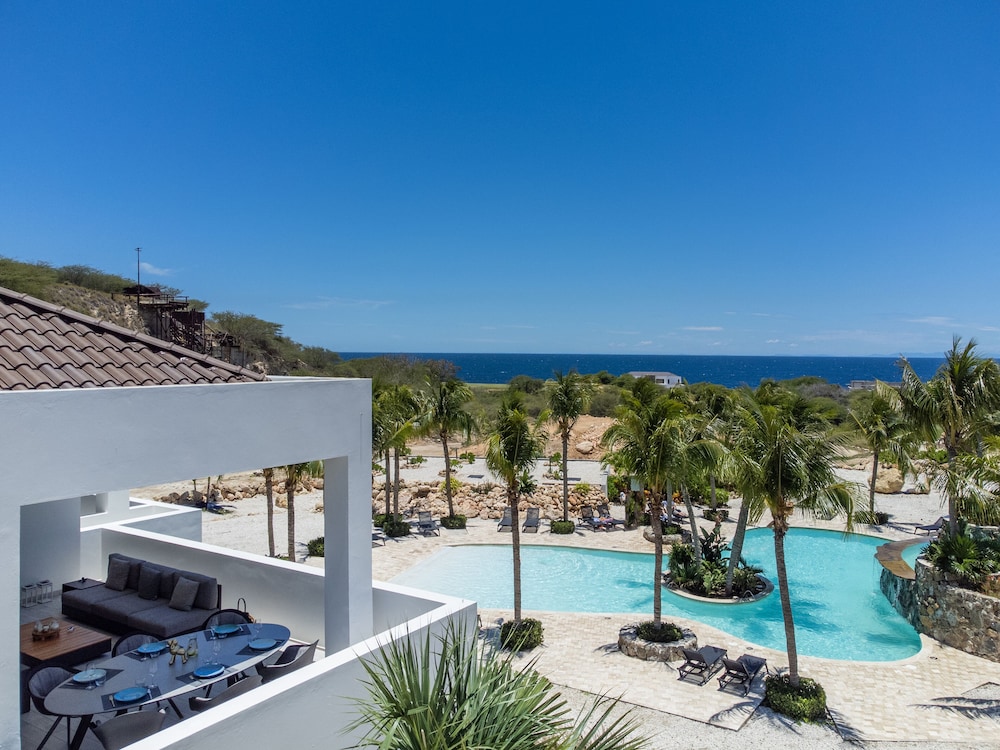 The Reef at Blue Bay Golf & Beach Resort 33/50