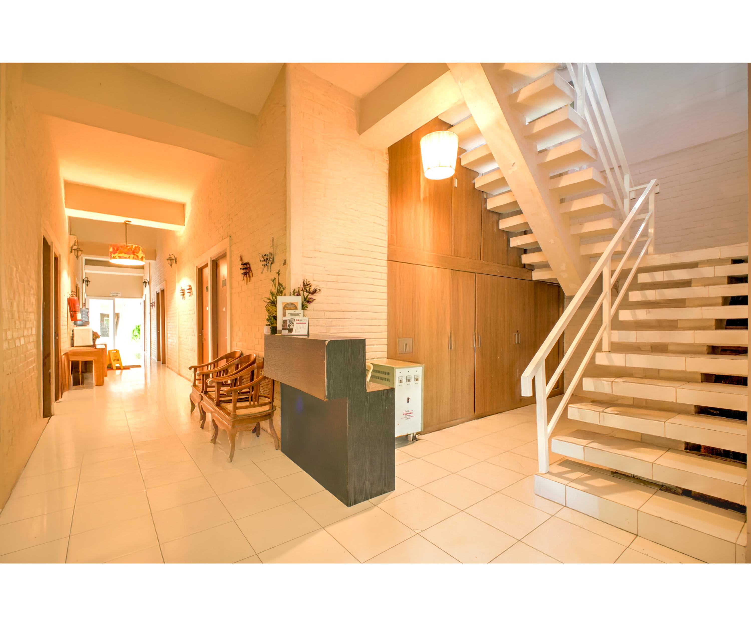 Lobby at Collection O Bogor Puncak Near Gunung Mas Formerly Villa Bunga Bunga, CISARUA
