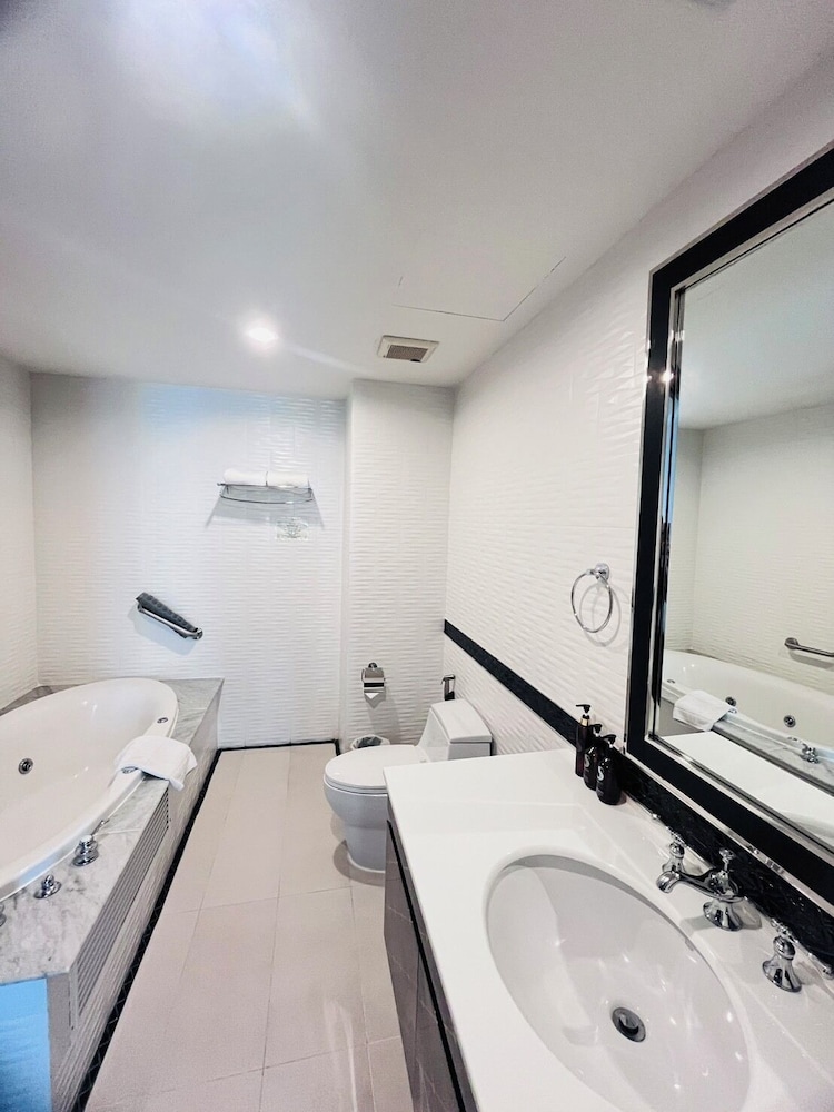 Sirin Exclusive Hotel and Residence 70/70