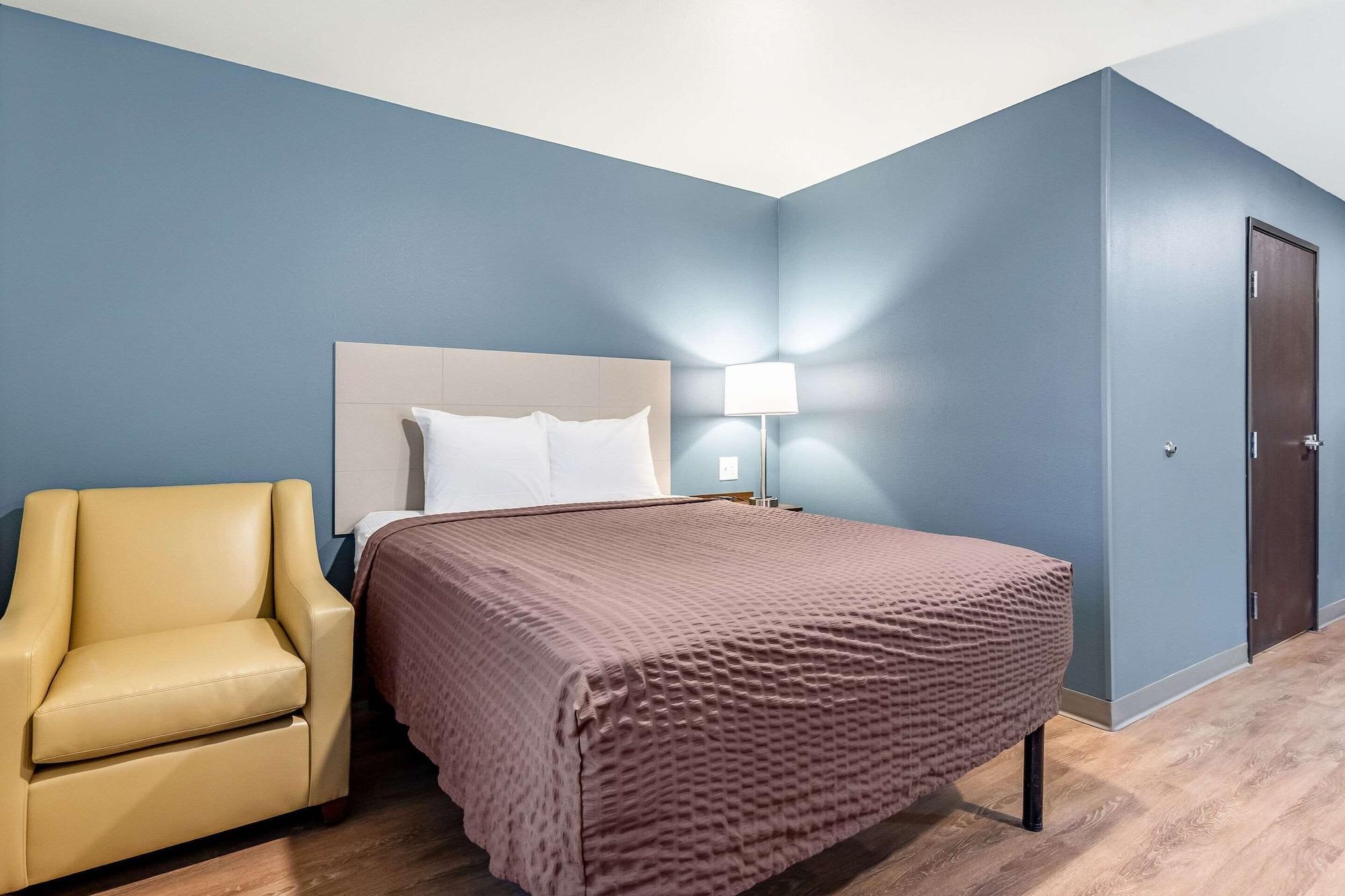 WoodSpring Suites Indianapolis Airport South 22/38