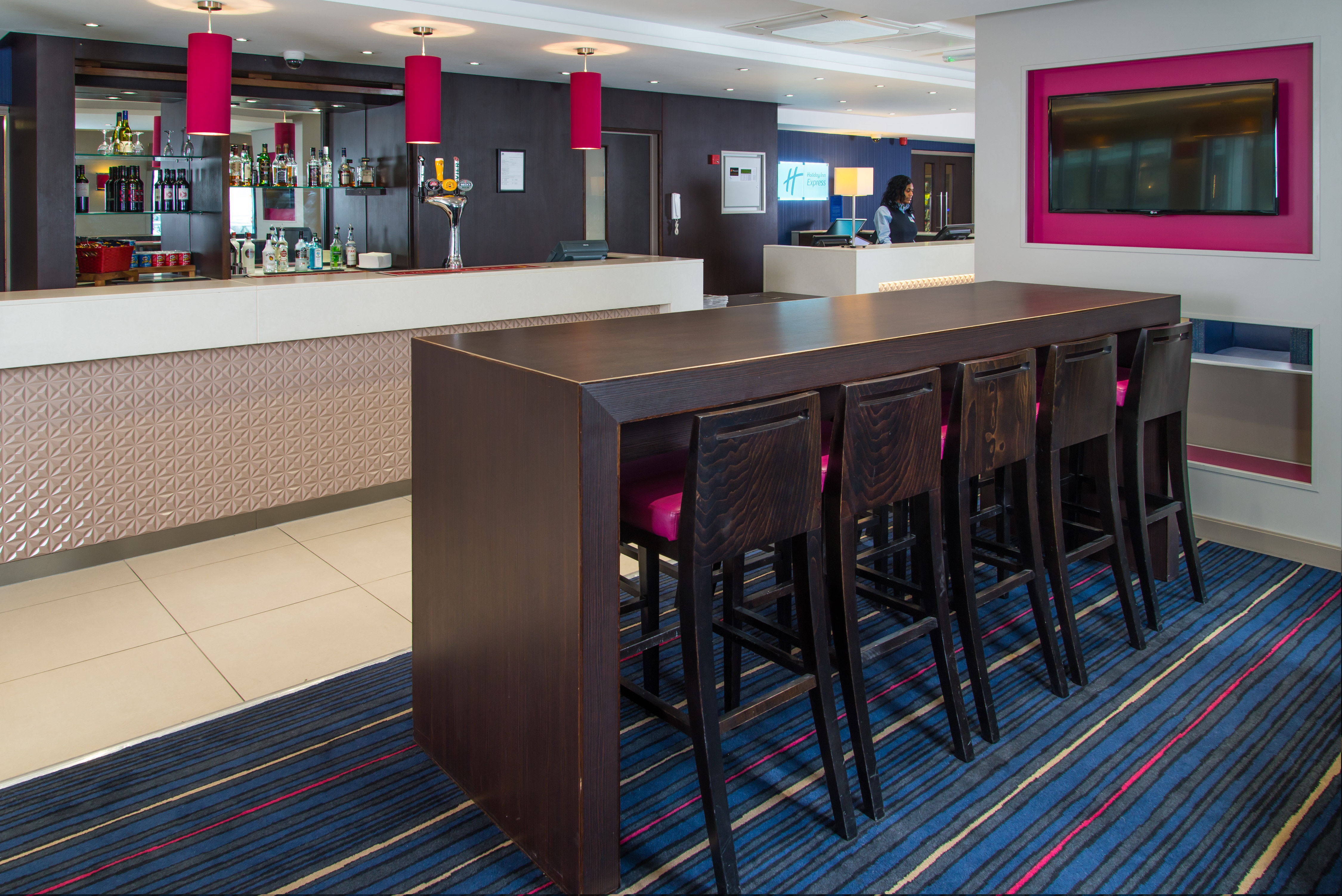 Holiday Inn Express London Wandsworth 16/32