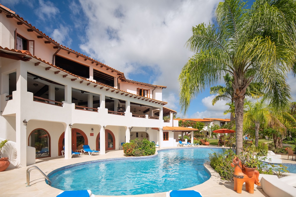 Sugar Cane Club Hotel & Spa in Speightstown