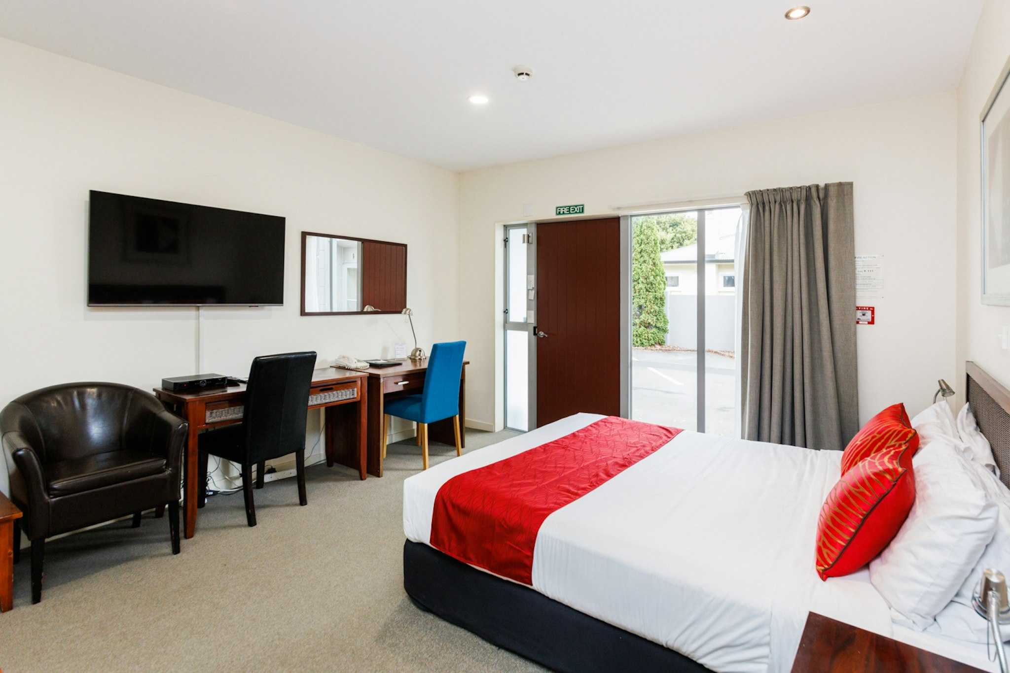 Fitzherbert Regency Motor Lodge 30/46