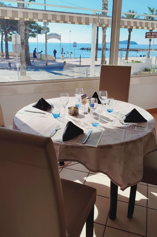 Hôtel Miramar 18/27
