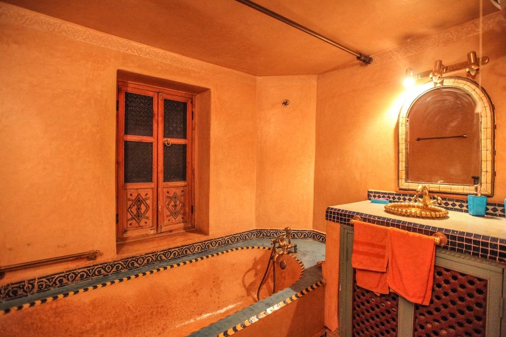 Riad Puchka 28/50