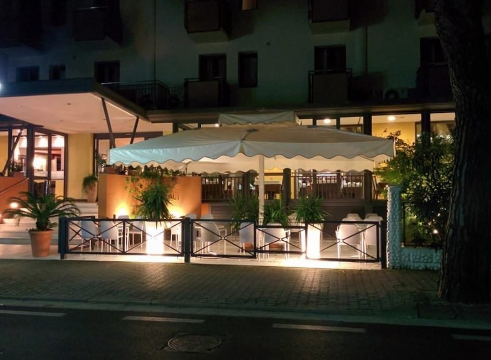 Hotel Gambrinus 2/17