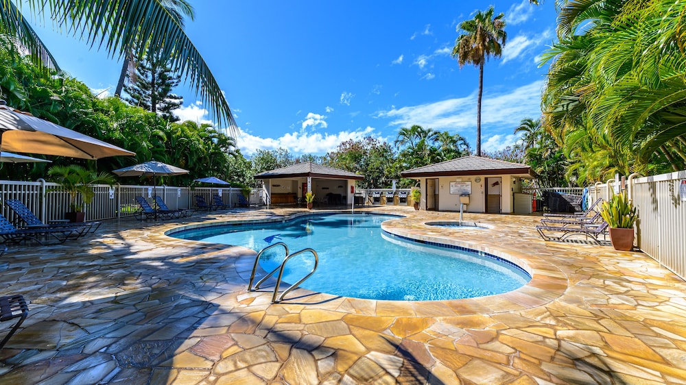 Castle Maui Banyan 53/62