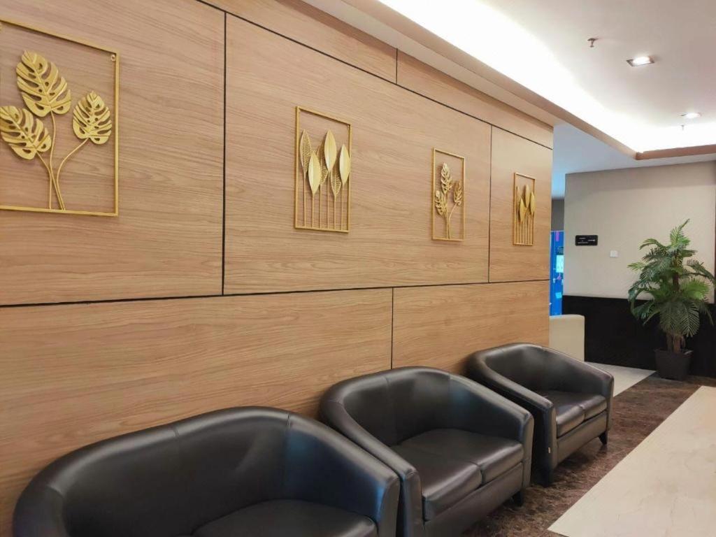 Hotel Grand Baron 35/51