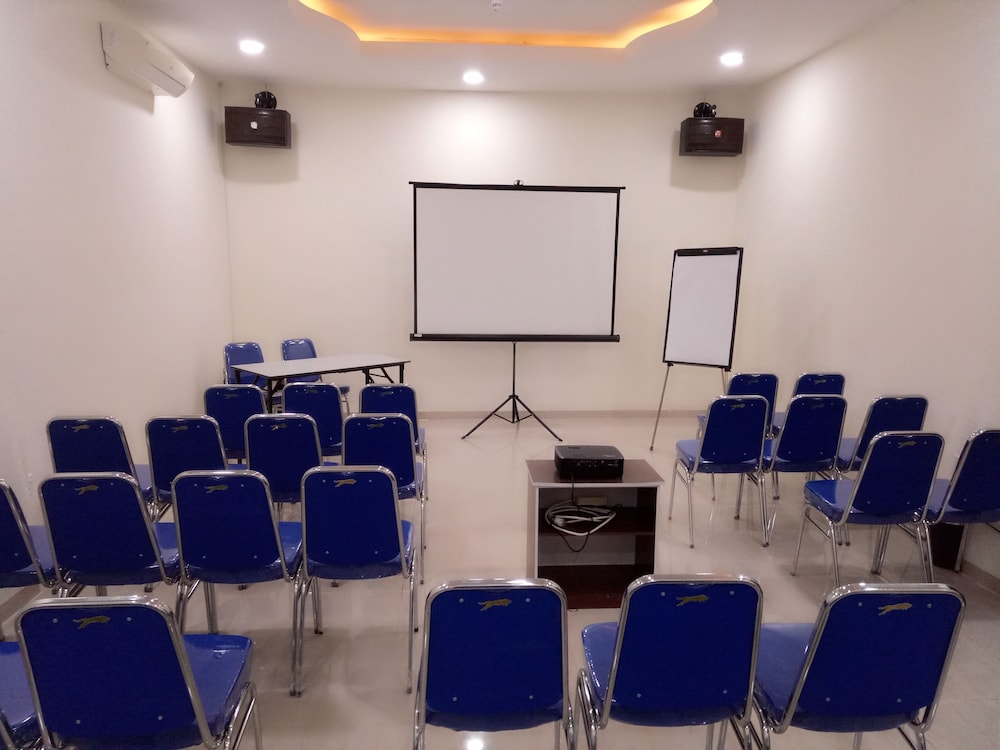 Venia Hotel 39/45