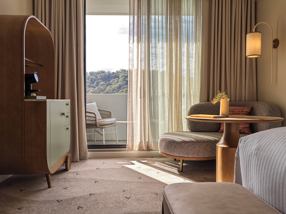 غرفة بريميوم بسرير كينج بشرفة، voco Gosford by IHG 6/10